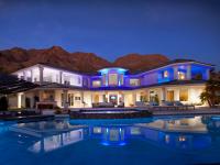 Vegas Views - home exterior - rear - infinity pool - Las Vegas luxury home rental